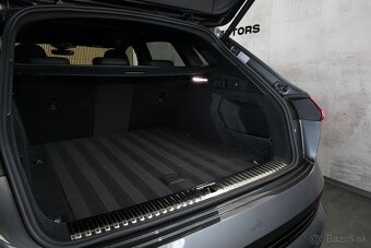 Audi e-tron Quattro S 370kW S-Line ACC Matrix Pano B&O Tažné - 17