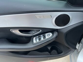 Predám MB C250 (W205) 4x4 150kW 240tis km MB servis TOP stav - 17