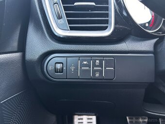 Kia PROCEED 1.5 T-GDi 118kW AT7 GT-LINE - 17