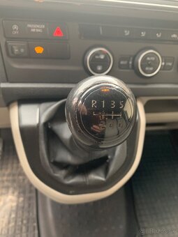 Predam VW Caravelle 9miestna Transporter4x4 predlzena verzia - 17