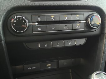 Kia Ceed SW 1.4 T-GDi _ 134tis KM - 17