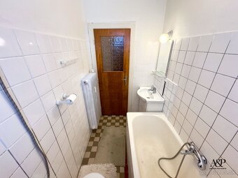 NA PREDAJ 3 IZB. BYT S BALKÓNOM, 78M2, CHEMICKÁ UL., BRATISL - 17