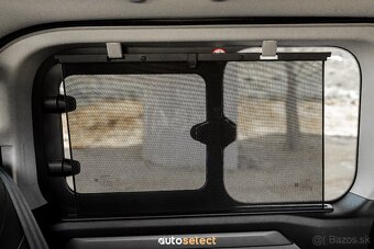 Prenájom 8-miestny minivan / dodávka Ford Tourneo TitaniumX - 17
