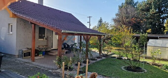 Na predaj poschodový rodinný dom s krásnou záhradkou - 17