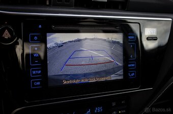 Toyota Corolla sedan 1.6 Ececutive - 17