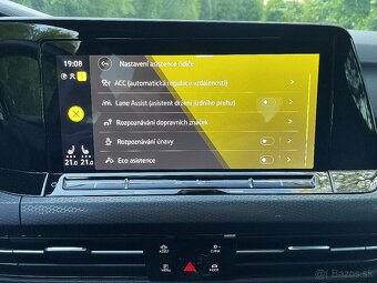 VW Golf VIII GTI 2.0 TSI - 17