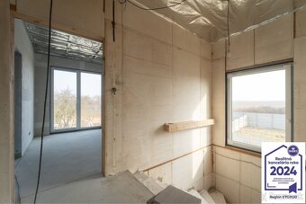 Novostavba nízkoenergetického rodinného dvojdomu, Moldava na - 17