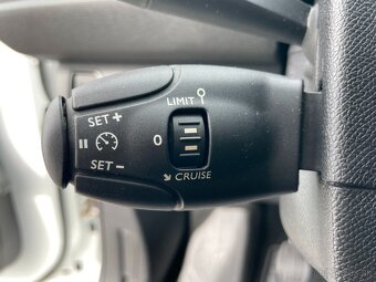 Peugeot 308 SW II 1.6HDi ČR 2.maj. - 17