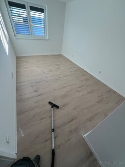 MALIARSKE PRÁCE / MALIAR / Airless striekanie interiérov - 17