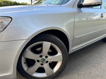 Škoda Octavia 1.6TDI 77kw Elegance 219 000km - 17