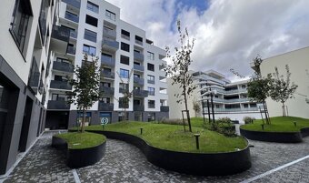 Doteraz neobývaný 2i byt v blízkosti Prezidentskej záhrady - 17