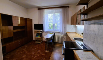 Pekný tehlový 2i byt upravený na 3i, Odborárska - Nové Mesto - 17