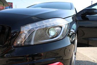 Mercedes-Benz A trieda 45 AMG 4matic - 17