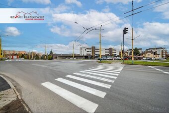 ATRAKTÍVNY OBCHODNÝ PRIESTOR - SOLIVARSKÁ, 64 M2, 2 PARK. ST - 17