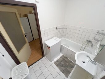 PRENÁJOM 2 izb BYT Veľ. Okružná Partizánske - 17