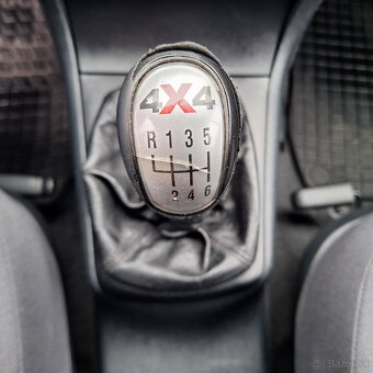 Škoda Octavia Combi 1.9 TDI PD TOUR 4x4 - AJ NA SPLÁTKY - 17