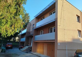Štýlové rodinné bývanie s garážou a záhradou v obci Kolta –  - 17