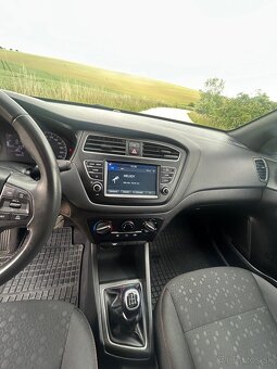 Hyundai i20 Cool - 17