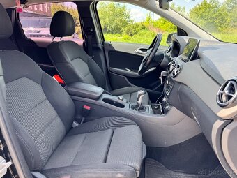 Mercedes-Benz B trieda 160 d - 17