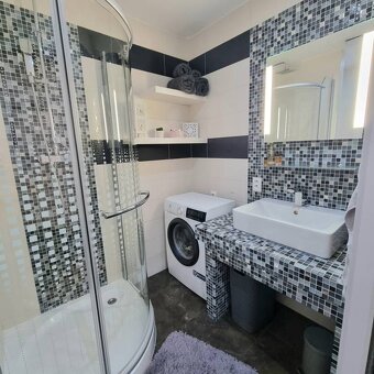 Štýlový, krásny 2,5- izbový byt blízko City Arény a stanice - 17