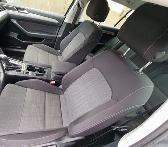 VOLKSWAGEN PASSAT B8 1,5TSI/110KW DSG7 83 000 KM MODEL 2021 - 17