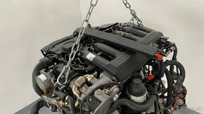Predám kompletný motor BMW M57N2 145kw 306D3 325d 525d - 17