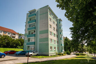 Exkluzívne na predaj 4izbový byt o výmere 87m2 v pôvodnom st - 17
