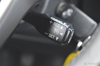 Toyota Verso 1.6i - 7 míst ,NAVI, kamera ,bez koroze - 17