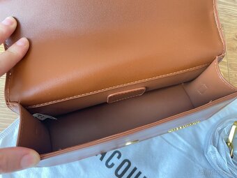 Jacquemus Le Grand Bambino hnedá kabelka - 17