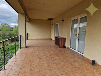 Na predaj polyfunkčný objekt, 570 m2, Prievidza, Olympioniko - 17