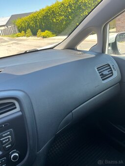 Predám KIA Ceed benzín 1,4 CVVT, 105000km - 17
