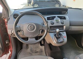 Renault Scénic 1,5 dCi nafta manuál 76 kw - 17