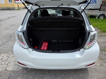 Toyota Yaris 1.3 MT6 (99 koní) benzín štvorvalec - 17