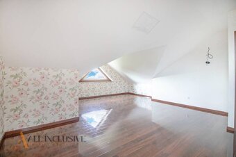 ALL INCLUSIVE l NA PRENÁJOM 6 IZBOVÝ RODINNÝ DOM, POVODA - 17