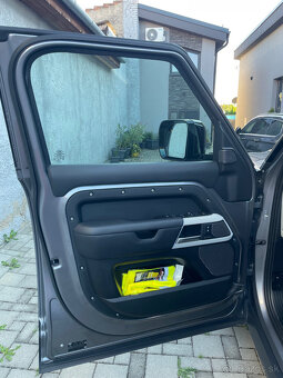 Land Rover Defender 110 3.0 D200 - 17