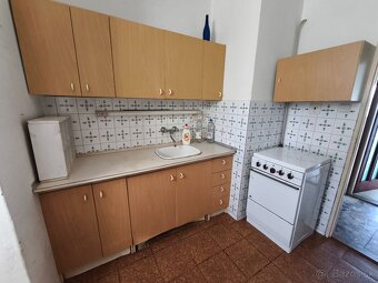 PREDAJ rodinný dom v obci Vidiná - 17