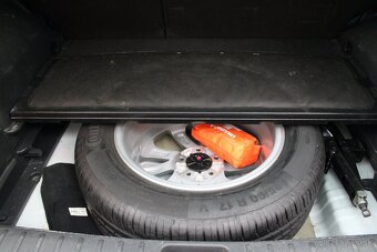 Hyundai Tucson 1.7 CRDi - 17