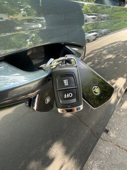 Škoda Octavia SPORT Edition 2.0TDI 110kW DSG 2020 WEBASTO - 17