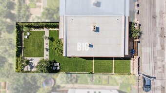 PRIESTRANNÝ rodinný dom v TOP lokalite NITRA - ZOBOR - 17