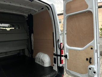 Renault Master 2.3 Dci, L2H2, 7 - miestny, odpočet DPH  - 17