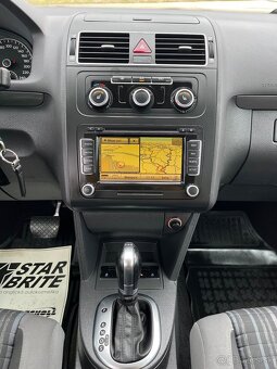 VW Touran Cross 2.0TDI DSG - 17