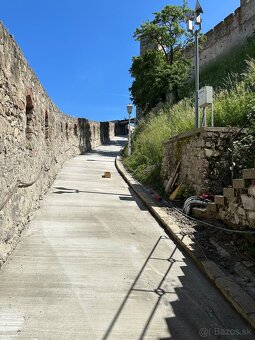 Priemyselne podlahy , metlickovy beton, lesteny beton - 17