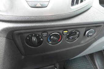 FORD TRANSIT 7MÍST DVOJKABINA 3 STRANNÝ SKLÁPĚČ 2.0TDCI KLIM - 17