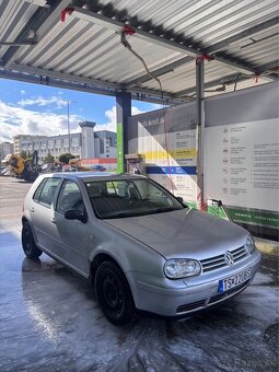 GOLF 4 1.6 77kw 2002 - 17