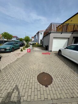NOVINKA Ponúkame na PRENÁJOM moderný 2i. byt  novostavba s   - 17