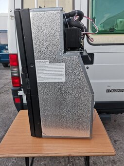 Predam na karavan okna 3ks na prives aj obytne auto - 17