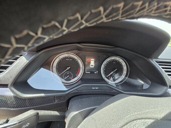 Škoda superb 3 - 2.0ldiesel 110kw TOP STAV - 17
