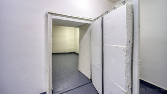 Zrekonštruovaný skladový priestor vo Vrakuni na prenájom - 17