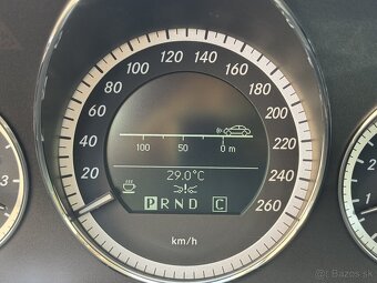 Mercedes-Benz E350 CGI V6 coupe - 17
