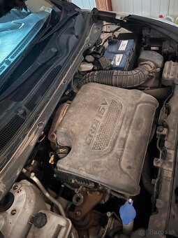 KIA sportage 2011 2.0 CRDI - 17